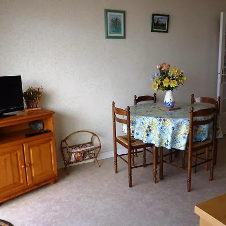 4 Pers Avec Parking, Ascenseur Et Local Velos A - Fr-1-672-11 Apartment Merlimont