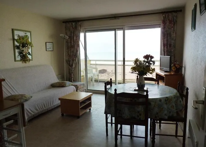 4 Pers Avec Parking, Ascenseur Et Local Velos A - Fr-1-672-11 * Merlimont